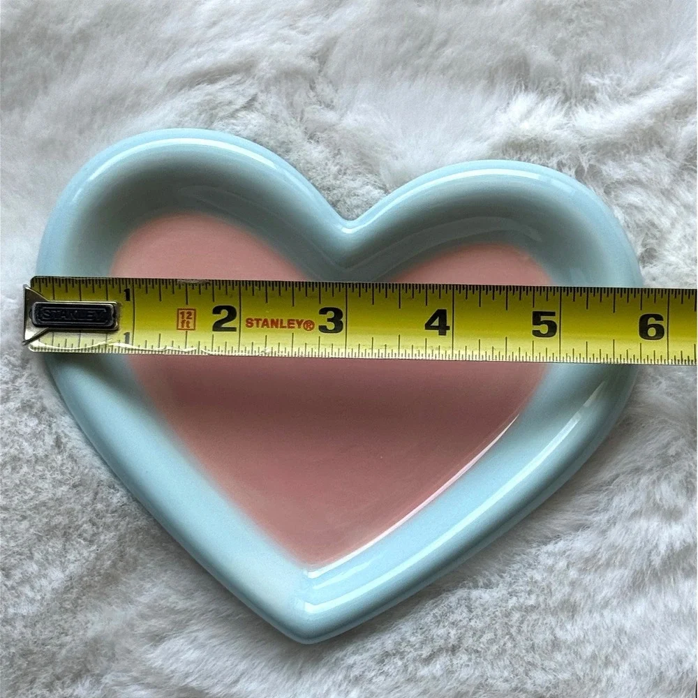 New Heart Shaped Ceramic‎ Cat Plate Pastel Pink Blue Whisker Fatigue Relief Dish
